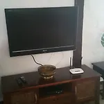 Chabola Nyaraló *